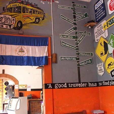 לאון Bigfoot Hostel מראה חיצוני תמונה