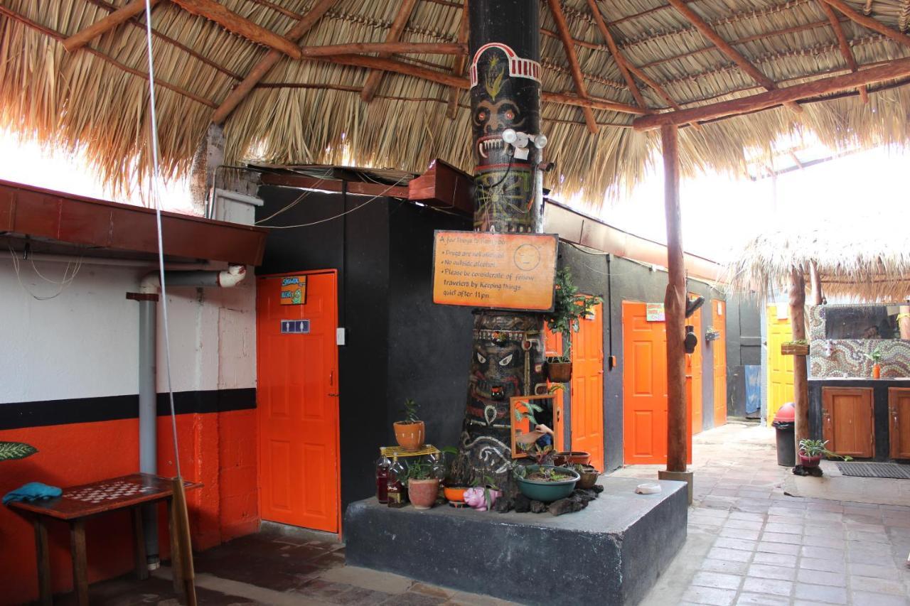 לאון Bigfoot Hostel מראה חיצוני תמונה